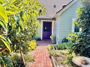 Building Photo - 1615 Anacapa St