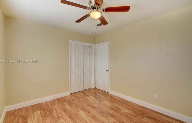 Foto del edificio - 3531 SW 36th St