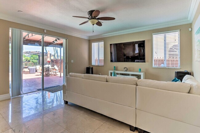 Foto del edificio - 16445 SW 52nd St