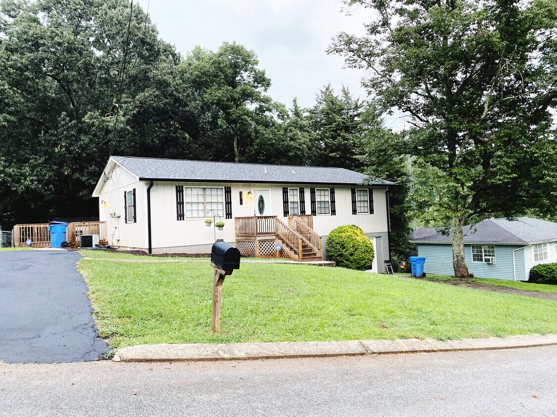 Photo - 4310 Cele Ct Apt B