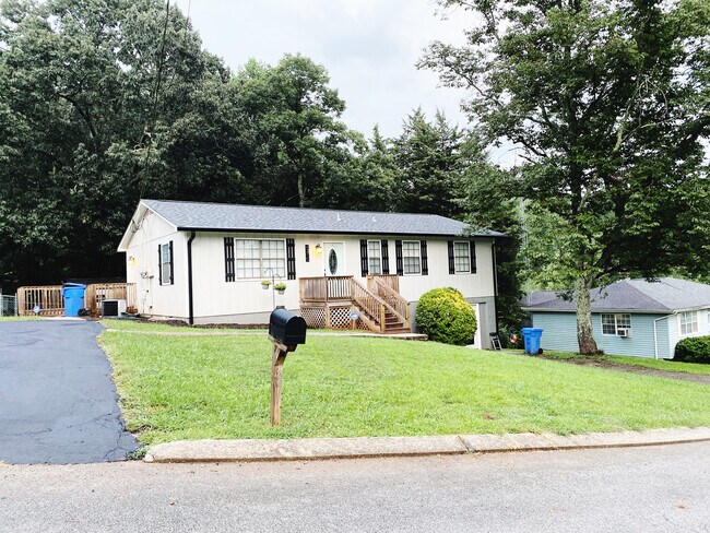 Photo - 4310 Cele Ct House