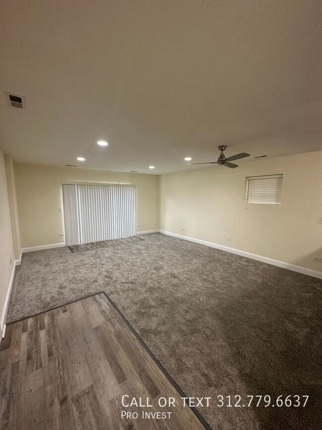 Building Photo - Large 2bed / 2bath -1400 sqft - In unit wa...