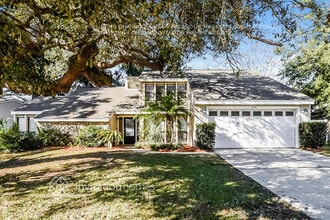 Building Photo - 1074 Windsong Cir