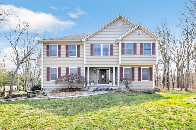 Building Photo - 1620 N Peters Ln
