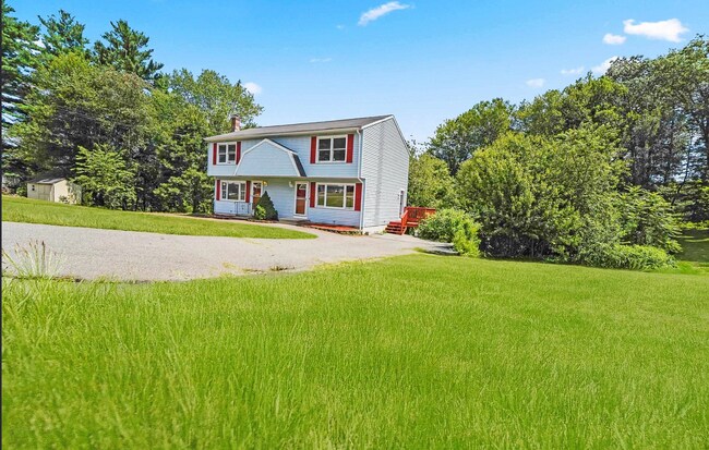 Foto del edificio - 15 Sunnyside Ln