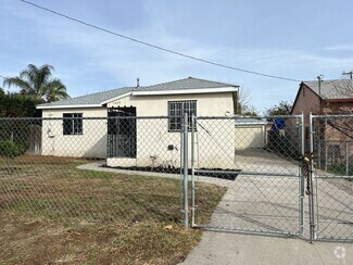 Building Photo - 1455 Belle St