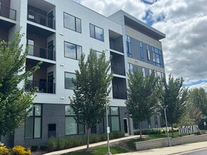 Building Photo - 2132 City Gate Ln