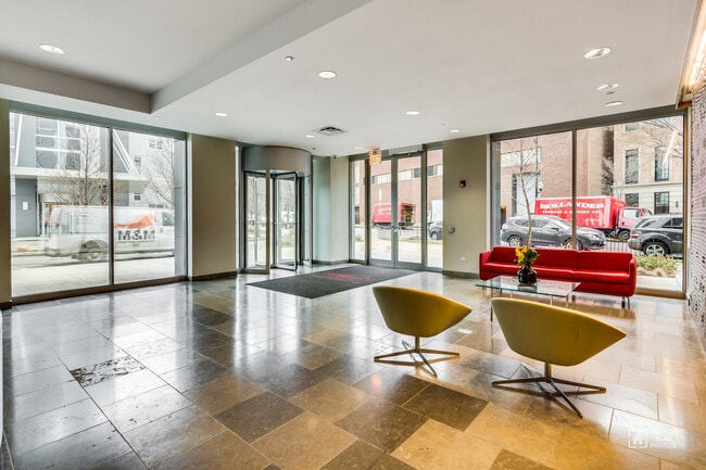 Building Photo - 1841 S Calumet Ave