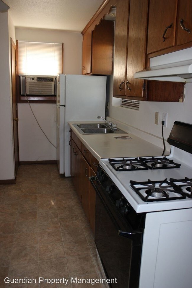 Building Photo - 5146 Edgewood Ave N