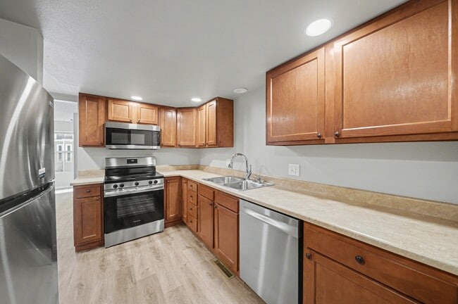 Foto del edificio - 1018 Davidson Dr