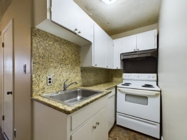 Foto del edificio - 321 W Park St