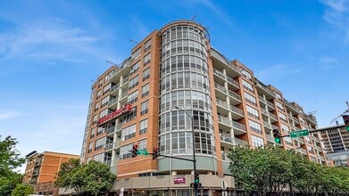 Building Photo - 1200 W Monroe St