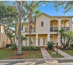 Building Photo - 8052 Murano Cir