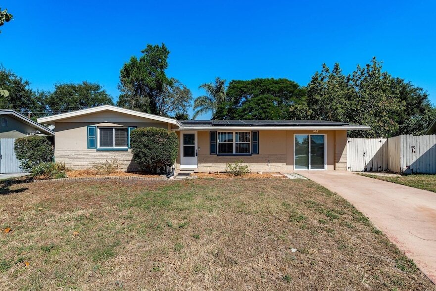 Primary Photo - 1748 Colmar Dr