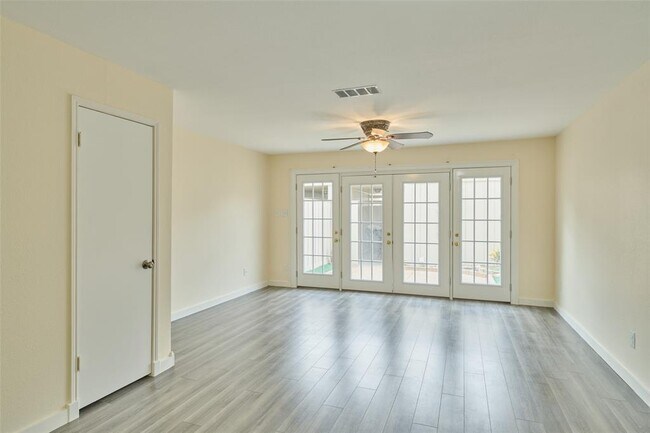 Foto del edificio - 2308 Winrock Blvd