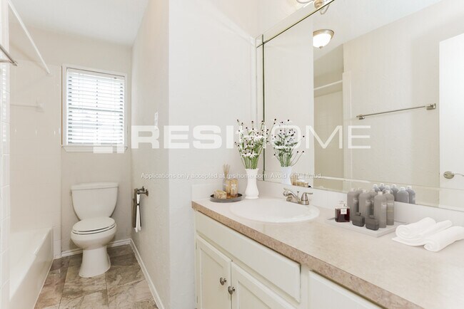 Foto del edificio - 208 Lovelady Street