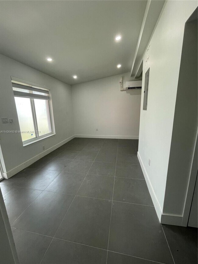 Foto del edificio - 9142 SW 40th Terrace