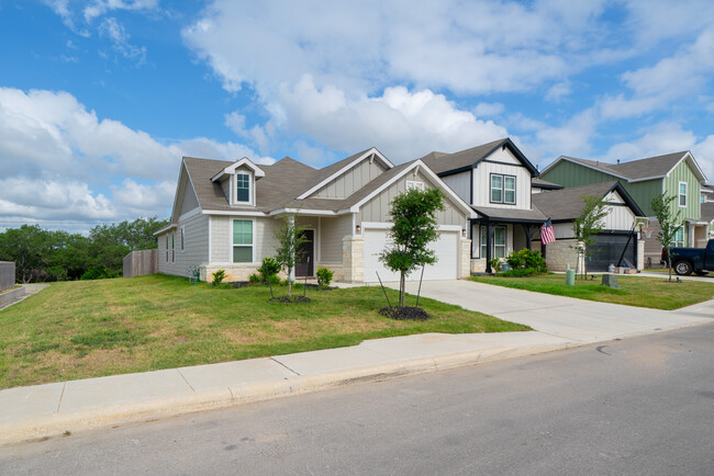 Building Photo - 27703 Sienna Crk
