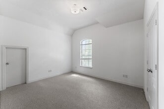 Building Photo - 361 W Tupelo Green Cir