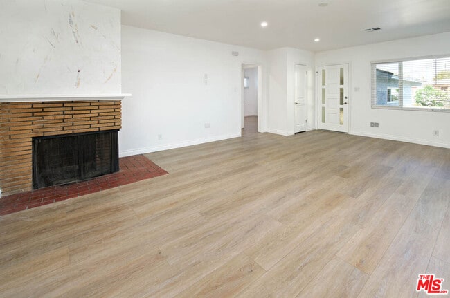 Foto del edificio - 1436 W 152nd St