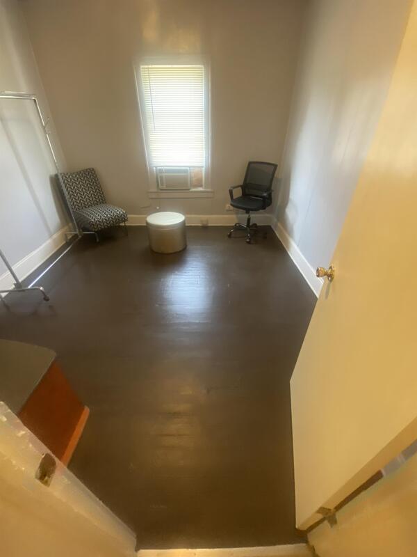 Foto del edificio - 3826 E 78th St