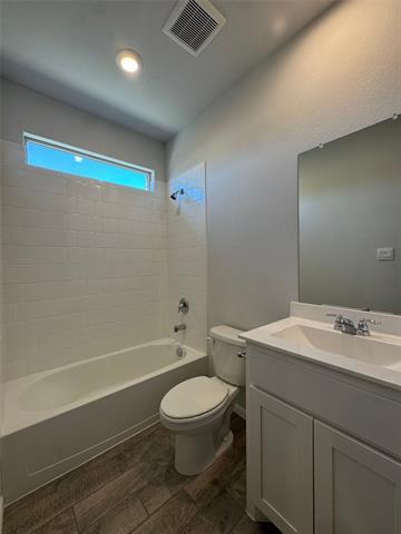 Building Photo - 912 Rothville Ln