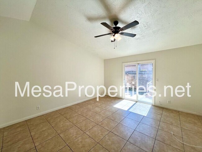 Foto del edificio - 16461 Spruce St