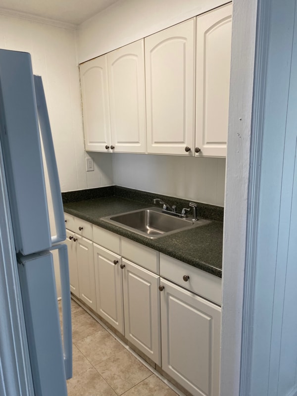 Building Photo - 115 E Sothel St