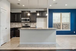 Building Photo - 9921 Wynndel Trl