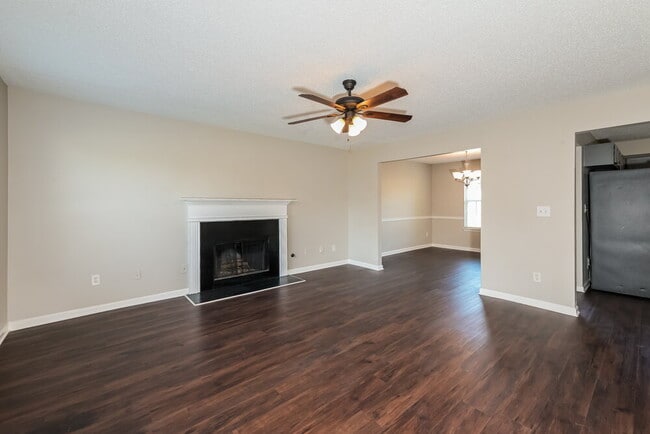 Foto del edificio - 3370 Spring Mesa Dr SW