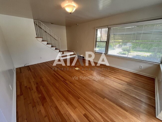 Building Photo - 1331 Thornton Ave
