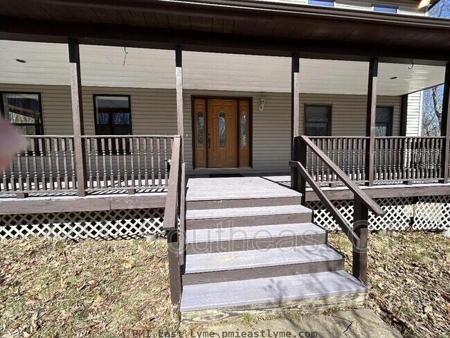 Foto del edificio - 349 West Rd