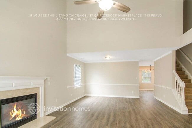 Building Photo - 2831 Bombay Dr