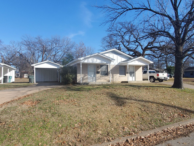 Building Photo - 1439 S Rusk St