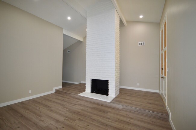 Building Photo - 4 Bedroom Remodeled West Covina Home