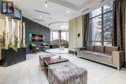 Photo du bâtiment - 310-310 Burnhamthorpe Rd W