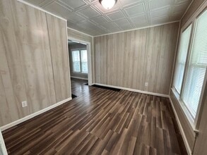 Building Photo - 1300 Aberdeen Ave