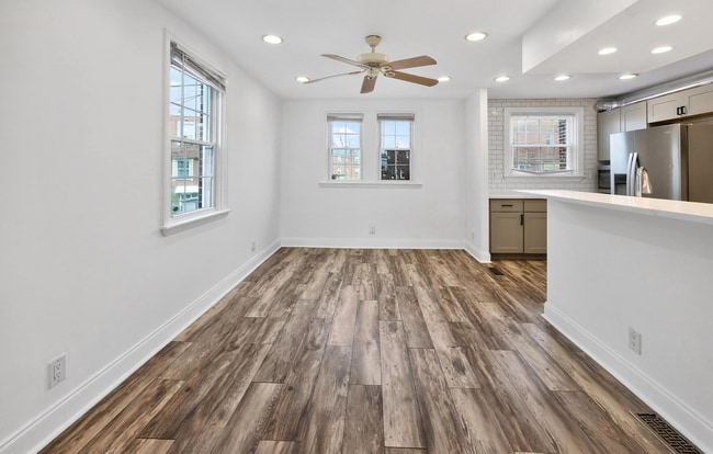 Building Photo - 7436 Belden St