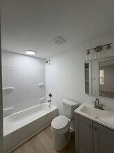 Building Photo - 201 Lowery Dr