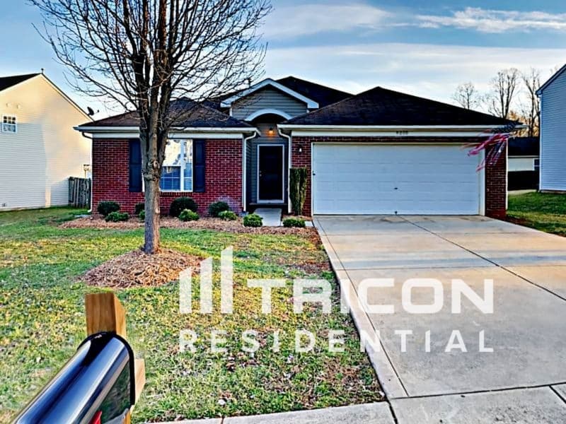 Foto principal - 9000 McAdam Way