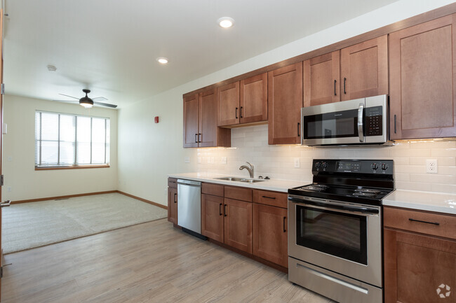 Studio - 528SF - Tallgrass Apartments