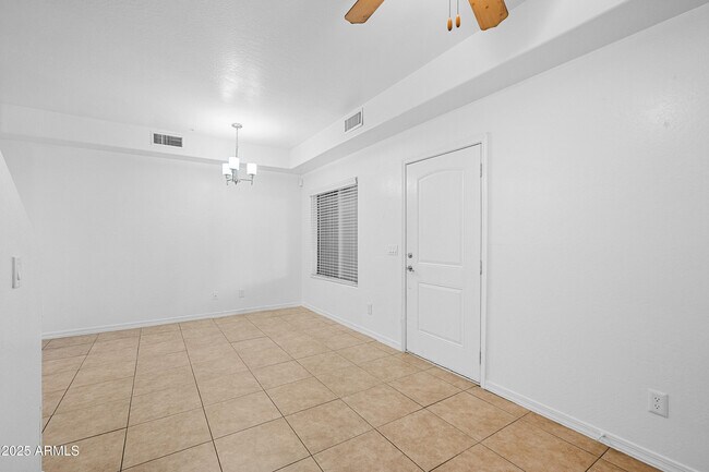 Building Photo - 4608 W Maryland Ave