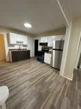 Building Photo - 42 Spring St