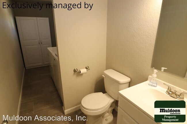 Foto del edificio - 4 br, 2.5 bath House - 2531 Sierra Dr