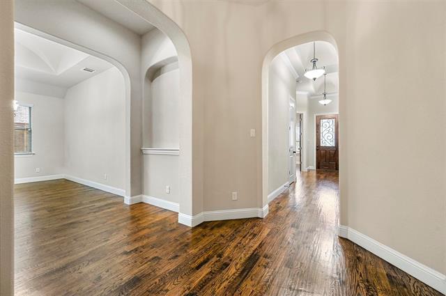 Building Photo - 542 Big Bend Dr