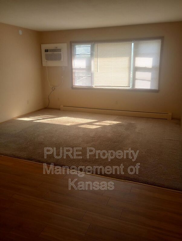 Building Photo - 5216 SW 23rd St