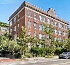 Building Photo - 1699 Cambridge St
