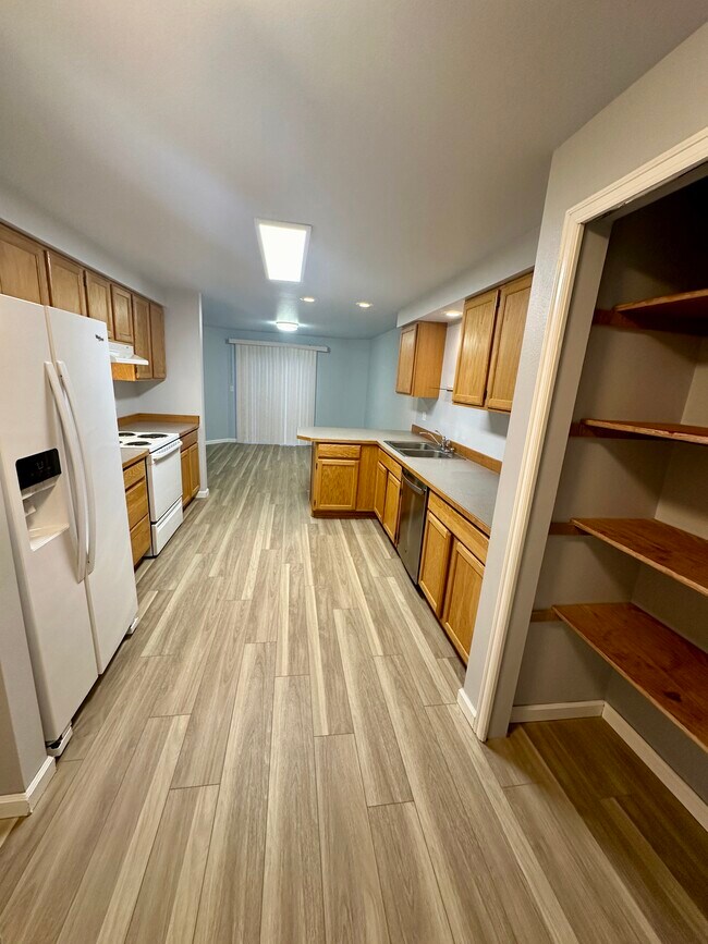 415 N 5th Ave SW, Tumwater, WA 98512 Townhome Rentals in Tumwater WA