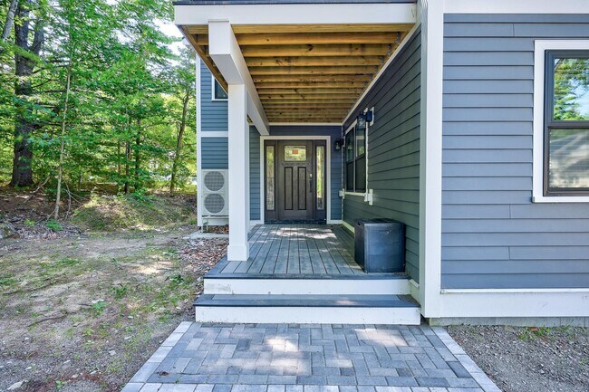 Building Photo - 247 Odell Hill Rd