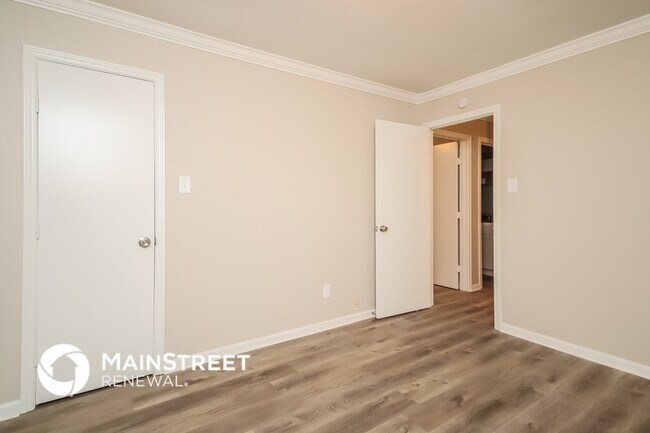 Building Photo - 4023 Glenn Ricki Dr
